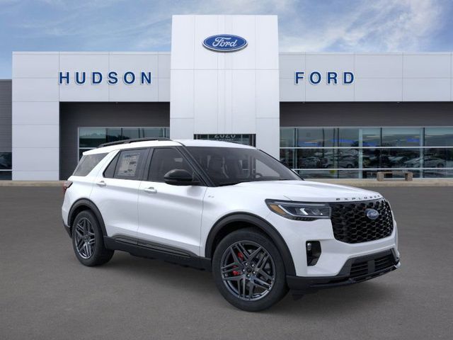 2025 Ford Explorer ST-Line photo 7