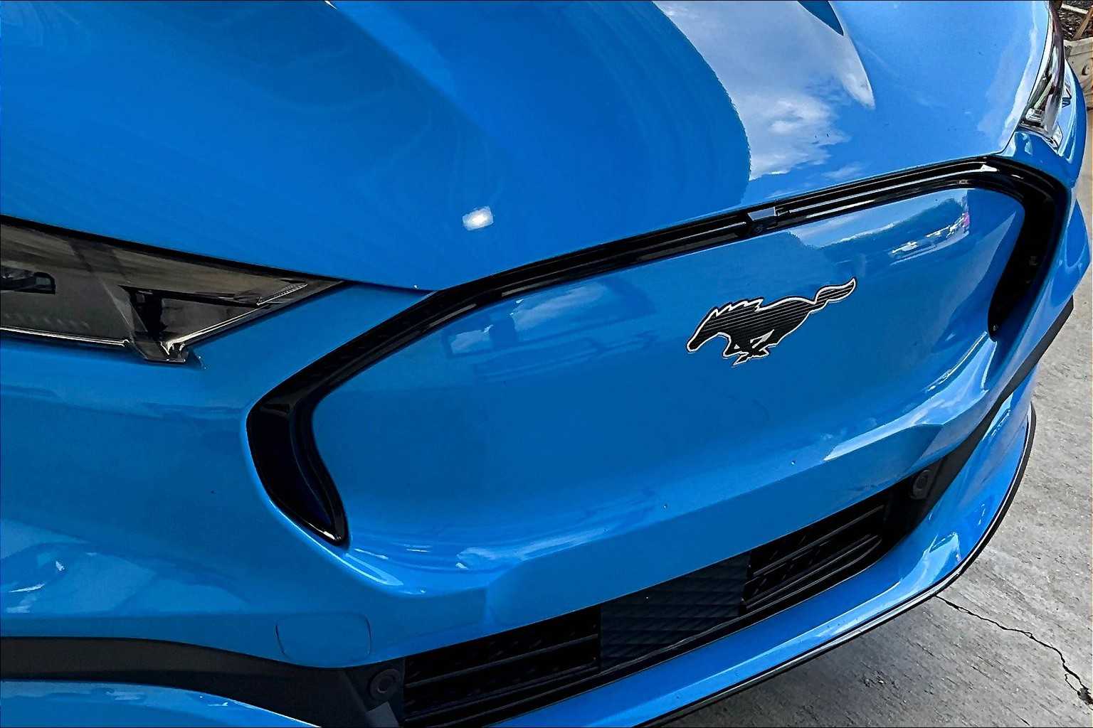 2024 Ford Mustang Mach-E Premium photo 25