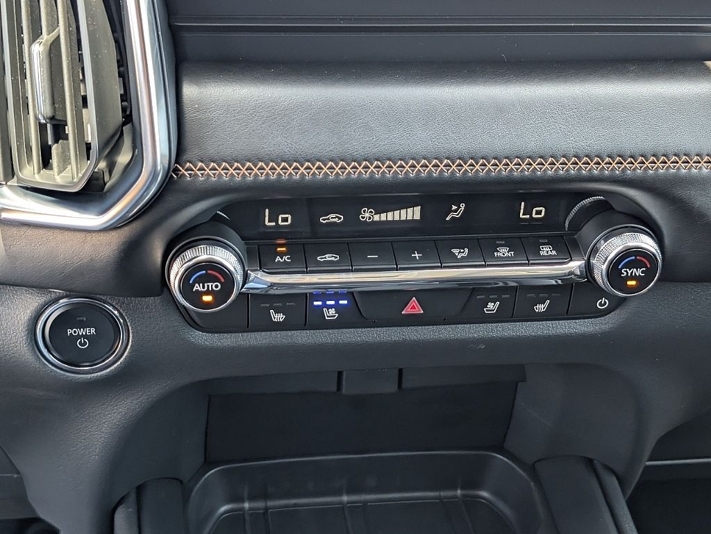 2025 Mazda CX-50 Premium Plus photo 26