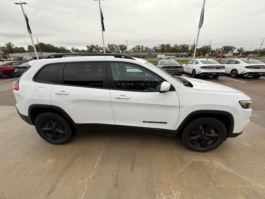 2021 Jeep Cherokee Altitude photo 3