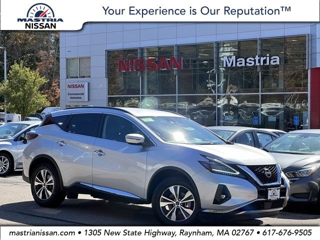 2023 Nissan Murano SV's photo