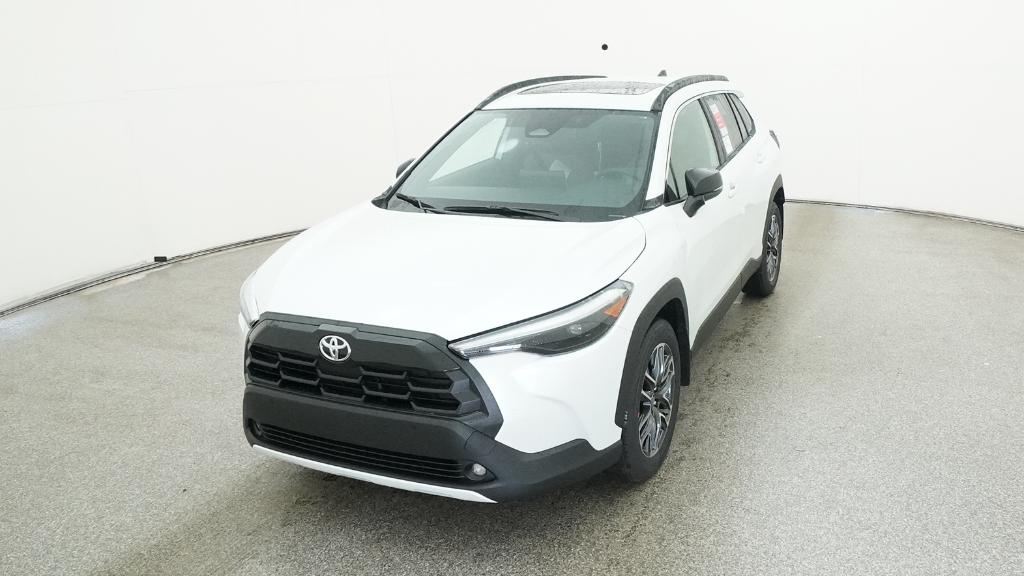 2026 Toyota Corolla Cross XLE photo 3