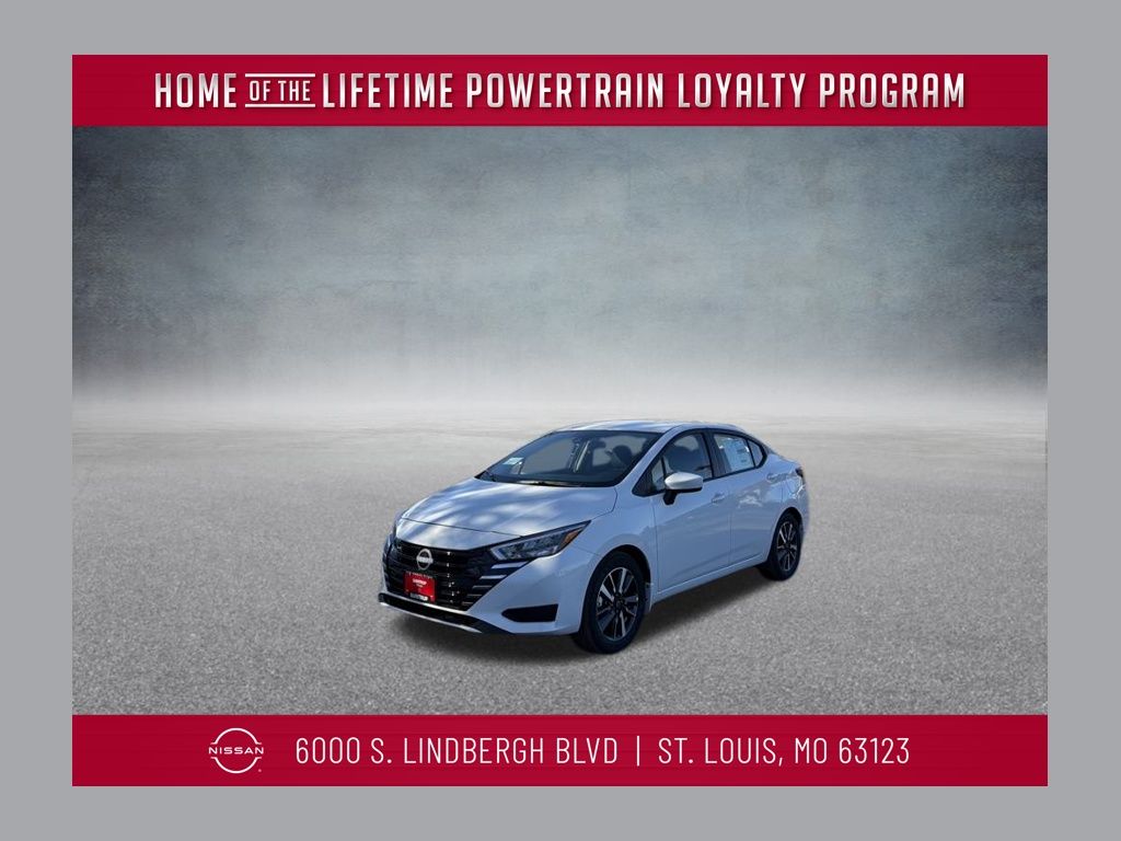 2025 Nissan Versa SV's photo