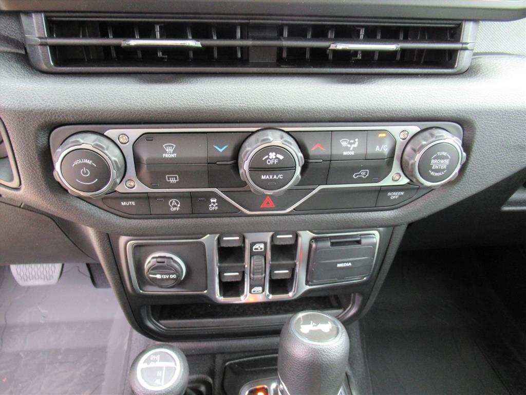 2025 Jeep Wrangler Sport photo 23