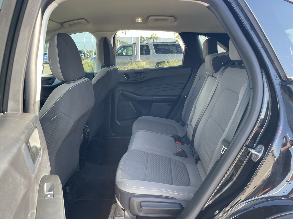 2022 Ford Escape SE photo 16