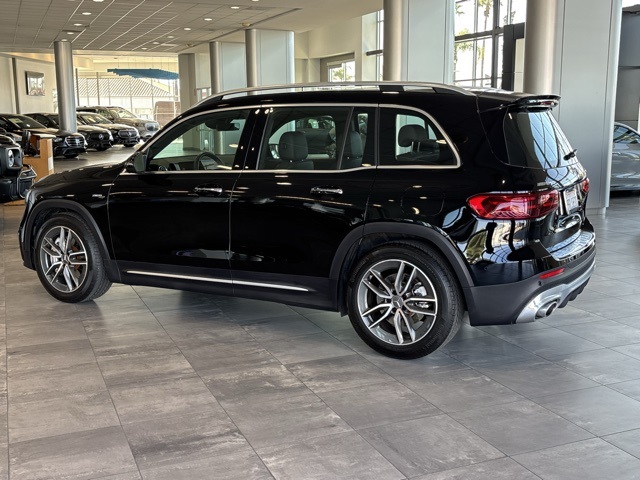 2025 Mercedes Benz GLB 35 AMG 4MATIC photo 3