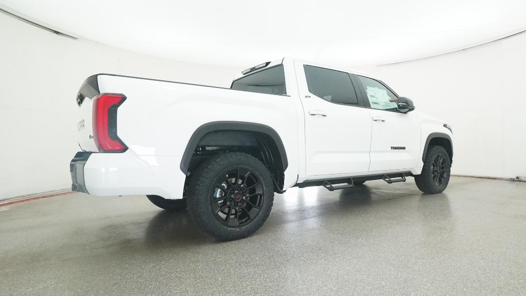 2026 Toyota Tundra SR5 CrewMax photo 19