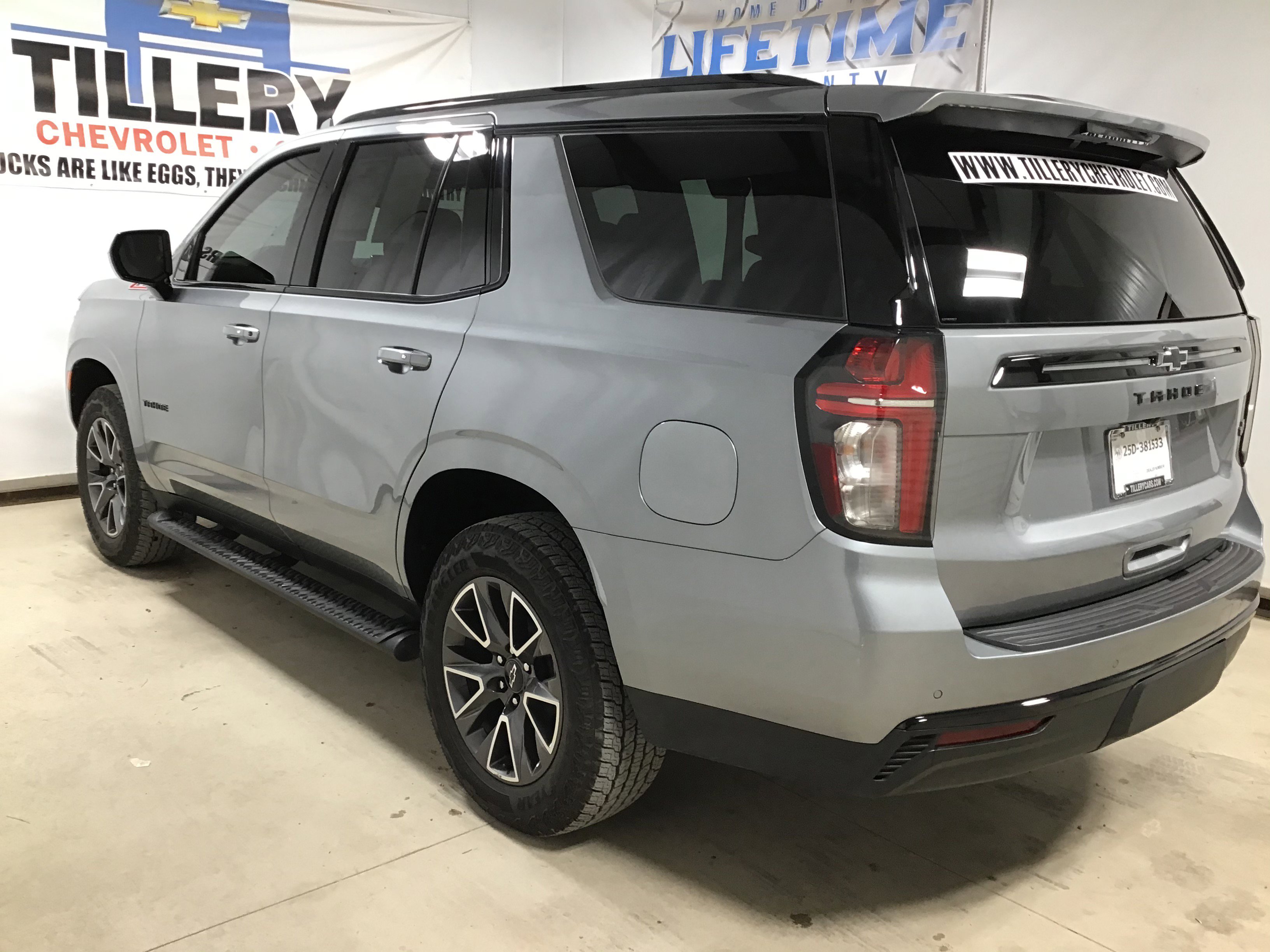 2023 Chevrolet Tahoe Z71 photo 4