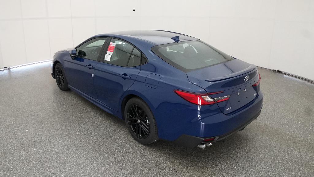 2026 Toyota Camry SE photo 13