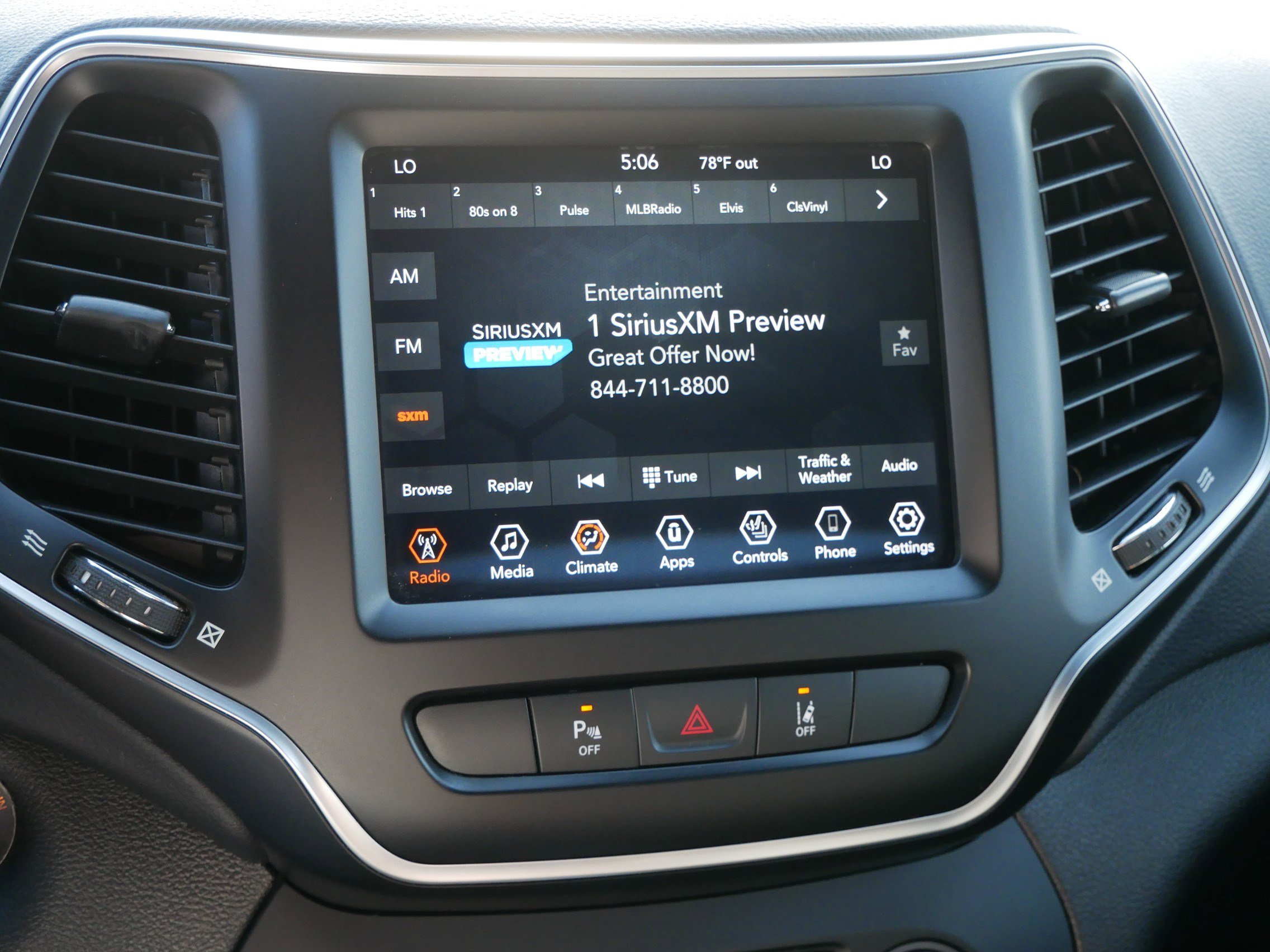 2021 Jeep Cherokee Altitude Latitude Lux photo 21