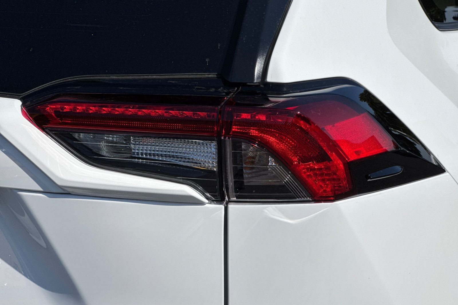 2025 Toyota RAV4 LE photo 29