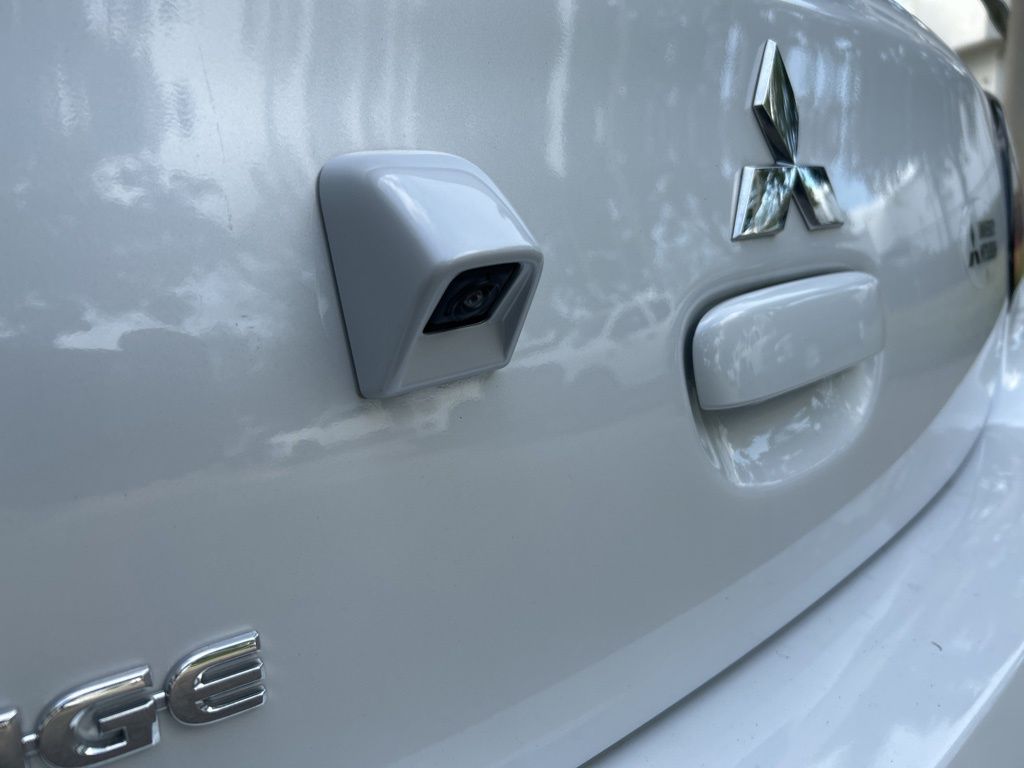 2024 Mitsubishi Mirage ES photo 17