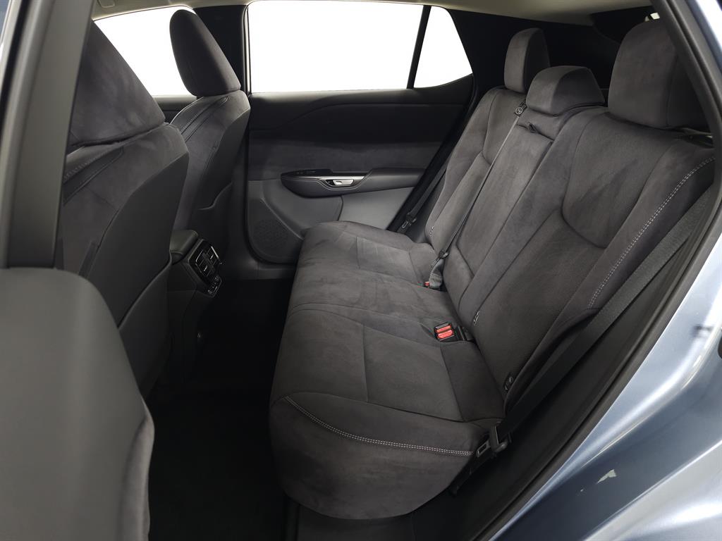 2023 Lexus RZ 450e photo 30