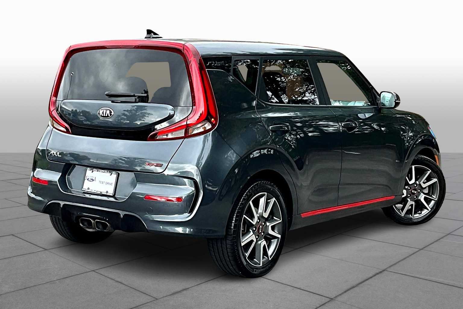 2020 Kia Soul GT-Line Turbo photo 12