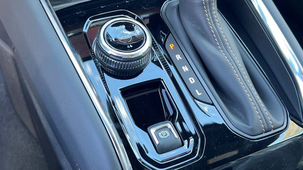 2025 Gmc Canyon AT4 photo 25