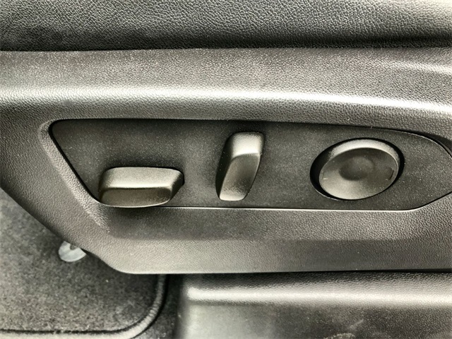 2025 Gmc Sierra 1500 SLT photo 4