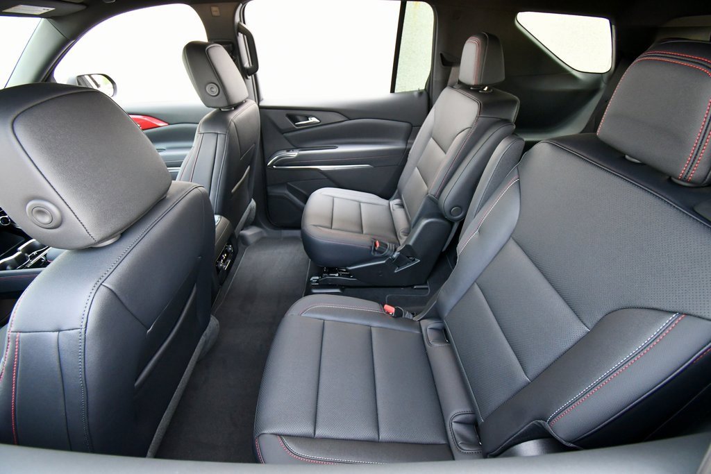 2026 Chevrolet Traverse Z71 photo 13