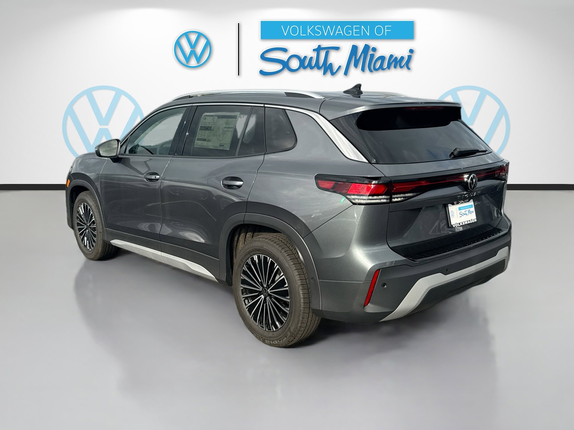 2026 Volkswagen Tiguan S photo 3
