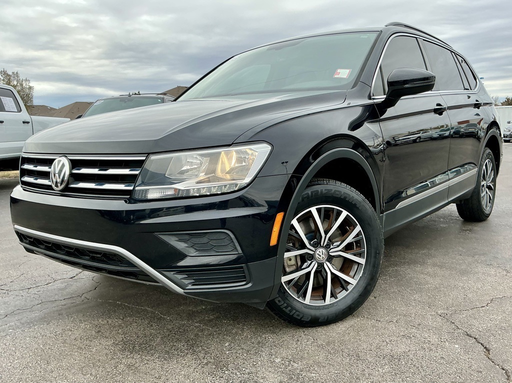 2020 Volkswagen Tiguan SE photo 3