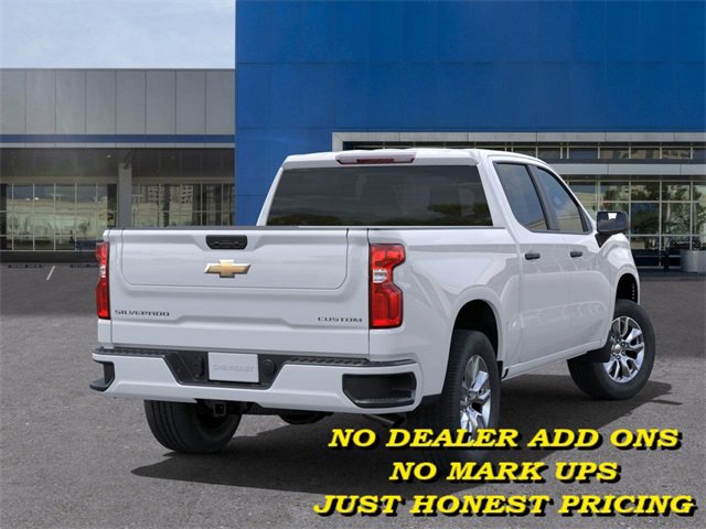2025 Chevrolet Silverado 1500 Custom photo 3
