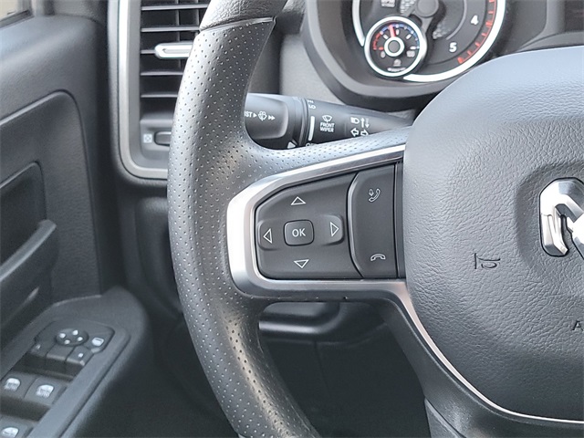 2025 Ram 2500 Tradesman photo 27