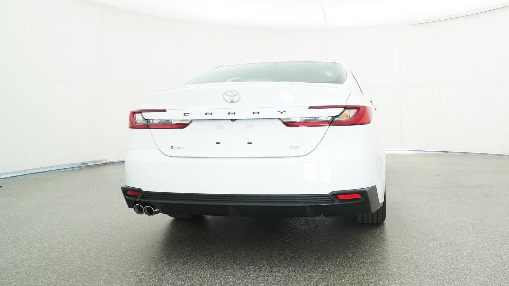 2025 Toyota Camry SE photo 17