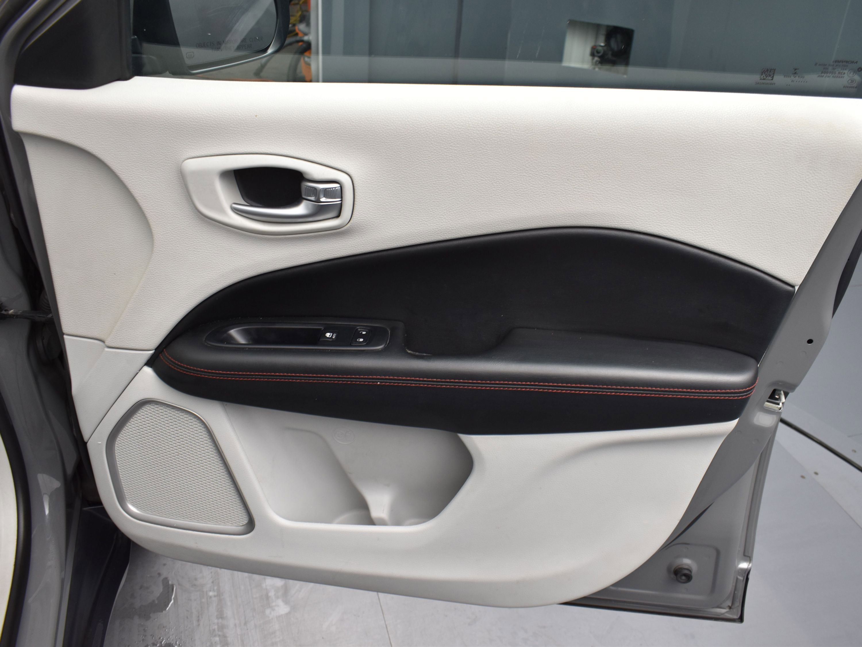 2019 Jeep Compass Limited photo 5