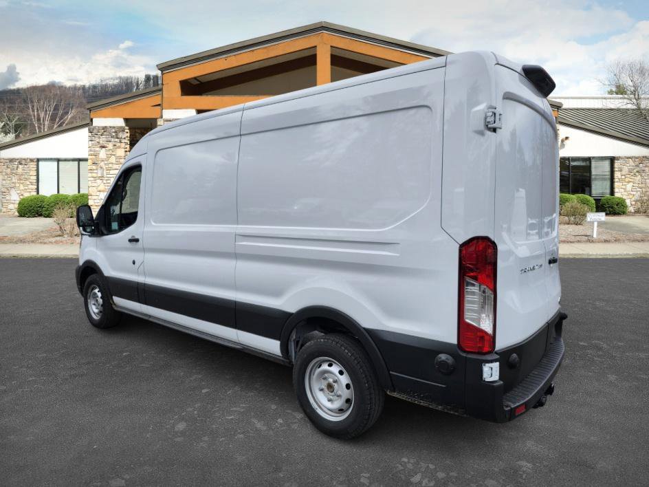 2024 Ford Transit Cargo Van photo 4