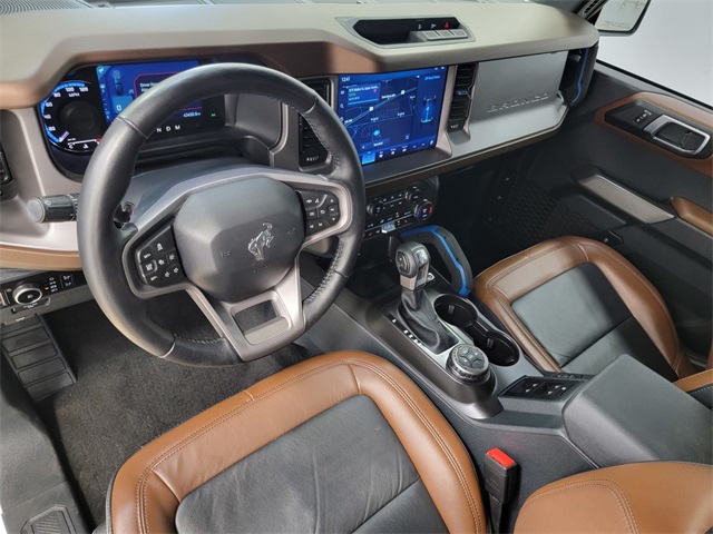 2023 Ford Bronco Outer Banks photo 13
