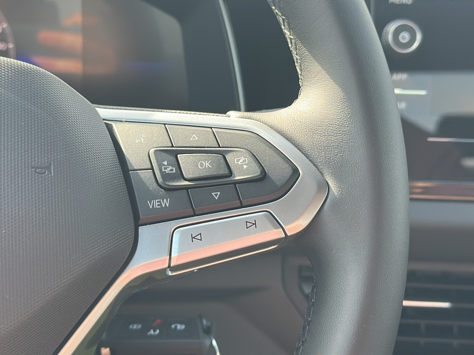 2025 Volkswagen Jetta 1.5T Sport photo 9
