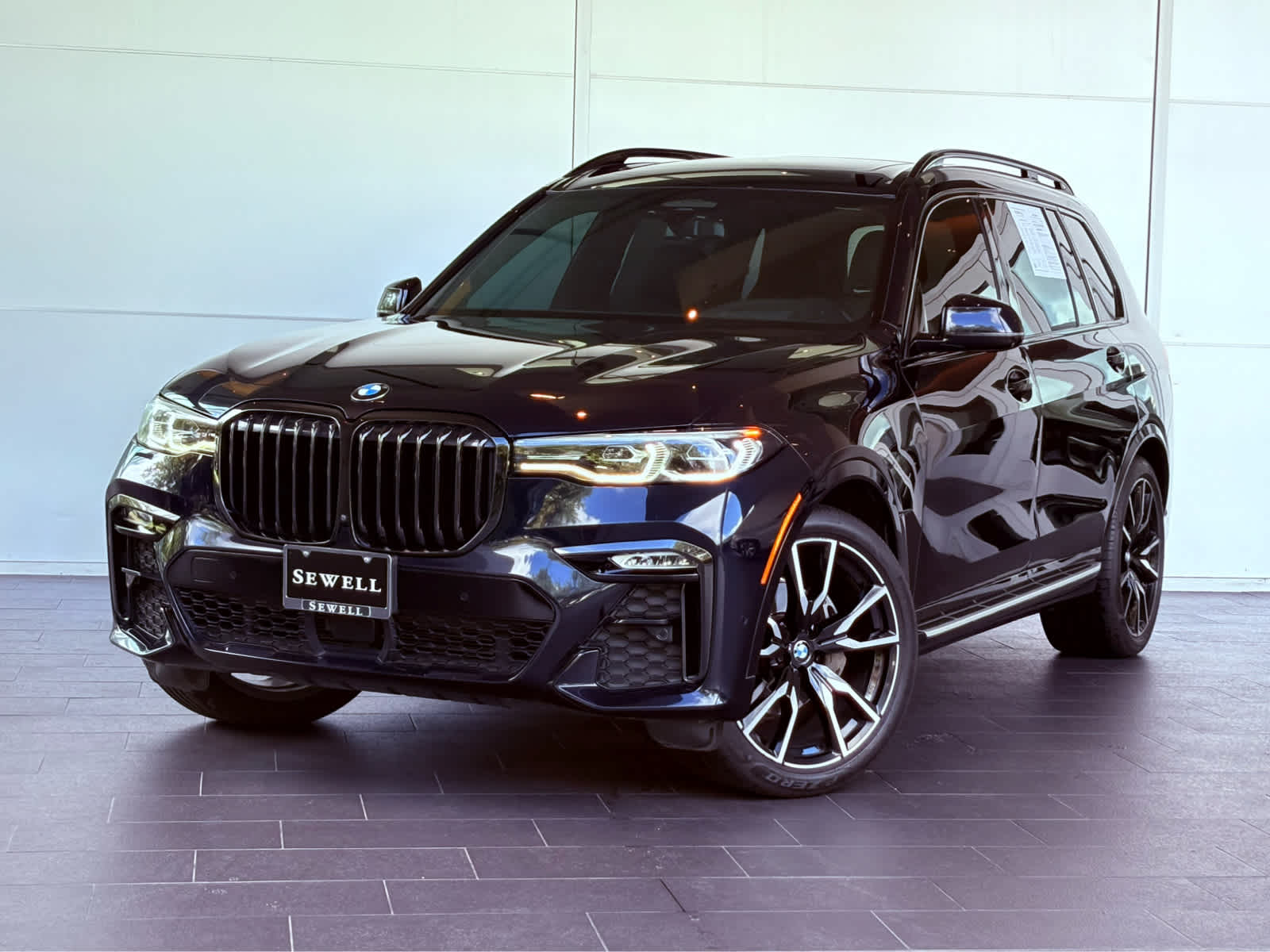 2021 BMW X7