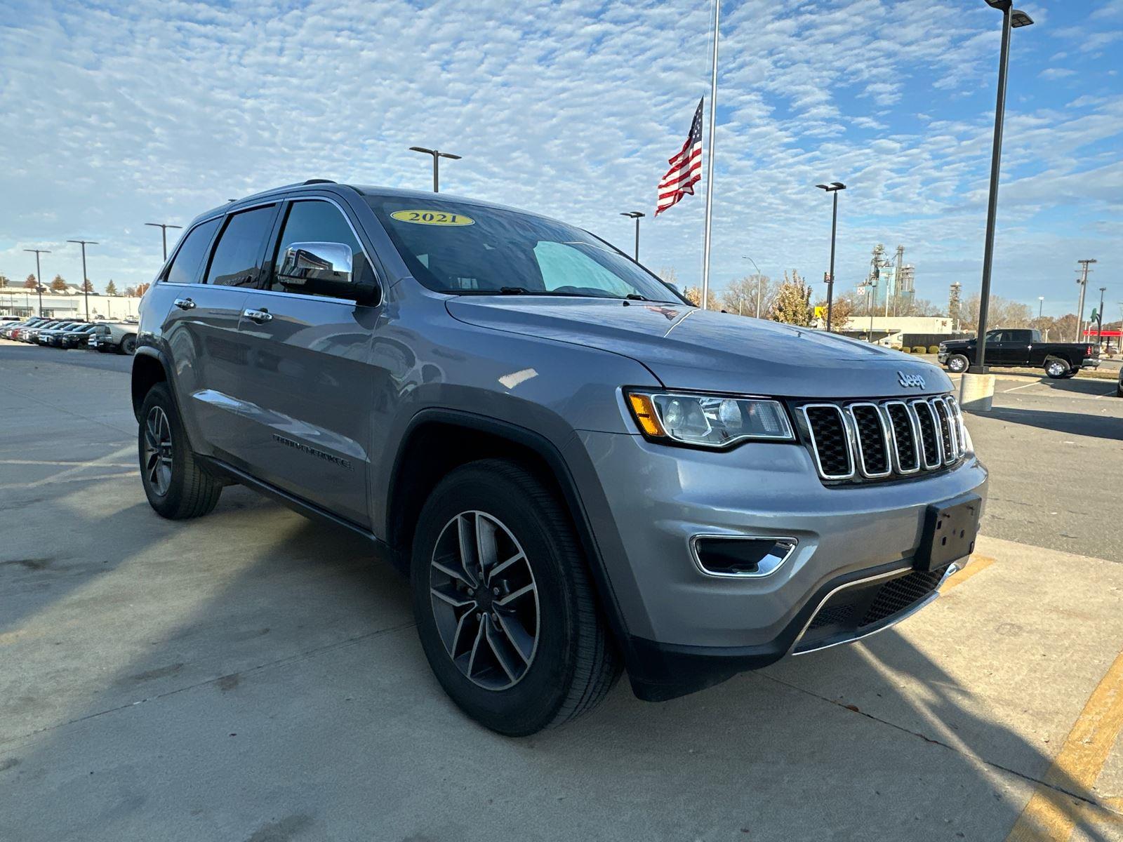 2021 Jeep Grand Cherokee Limited photo 3
