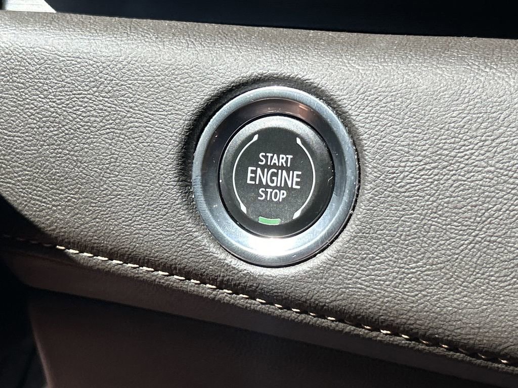 2023 Cadillac Escalade Sport photo 25