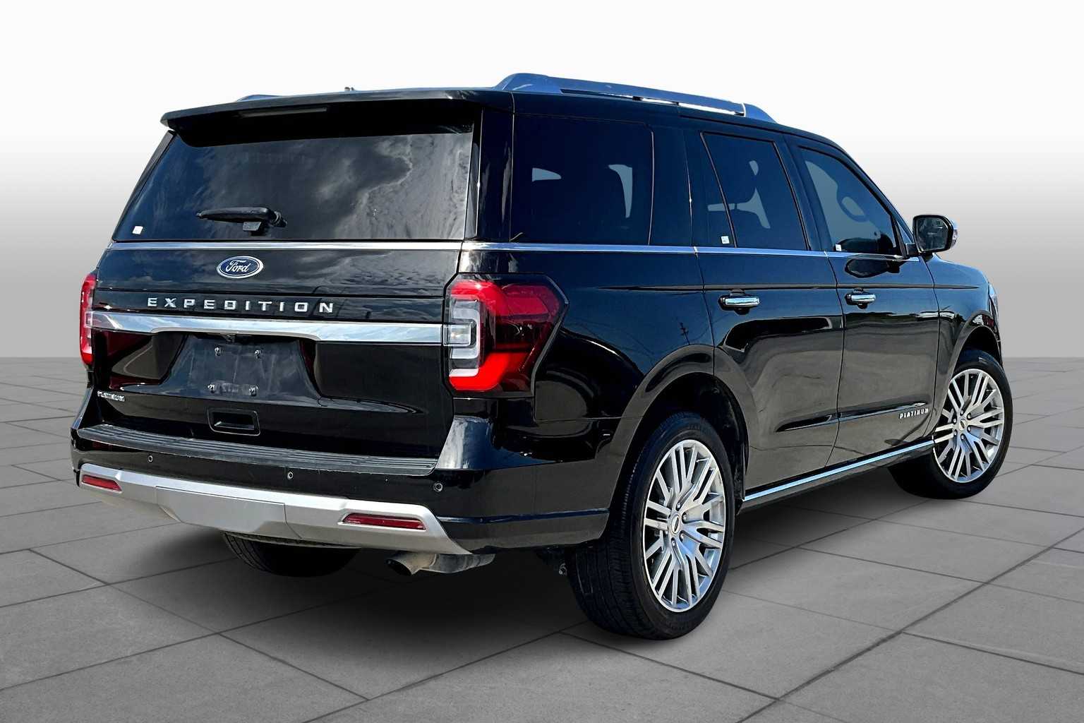 2023 Ford Expedition Platinum photo 12