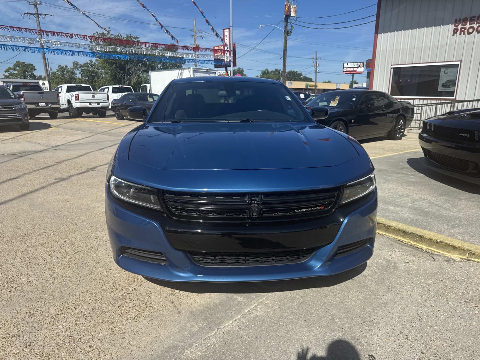 2022 Dodge Charger SXT photo 2