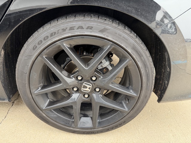 2025 Honda Civic Sport photo 2