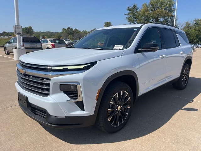 2026 Chevrolet Traverse photo 7