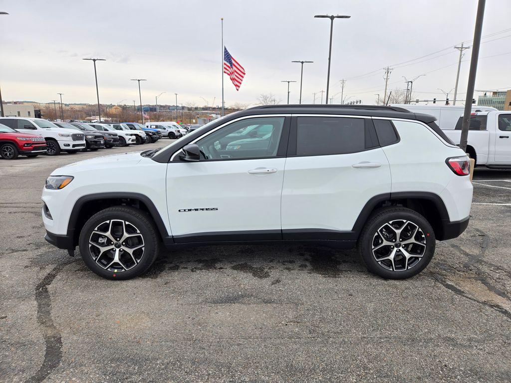 2026 Jeep Compass Limited photo 4