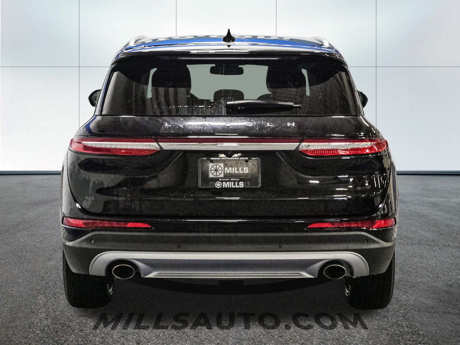 2020 Lincoln Corsair Standard photo 6