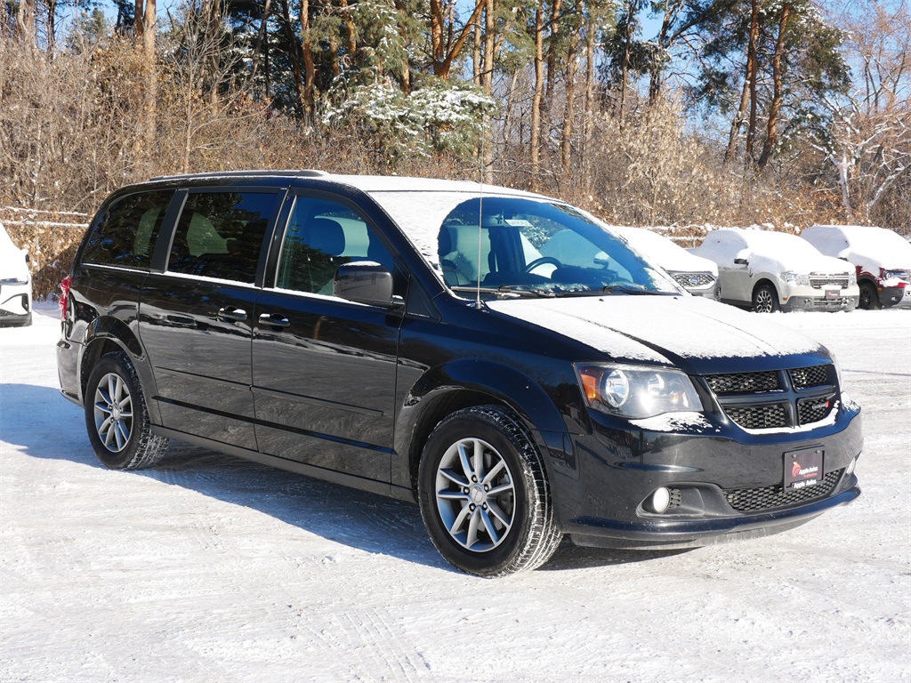 2014 Dodge Grand Caravan R/T's photo