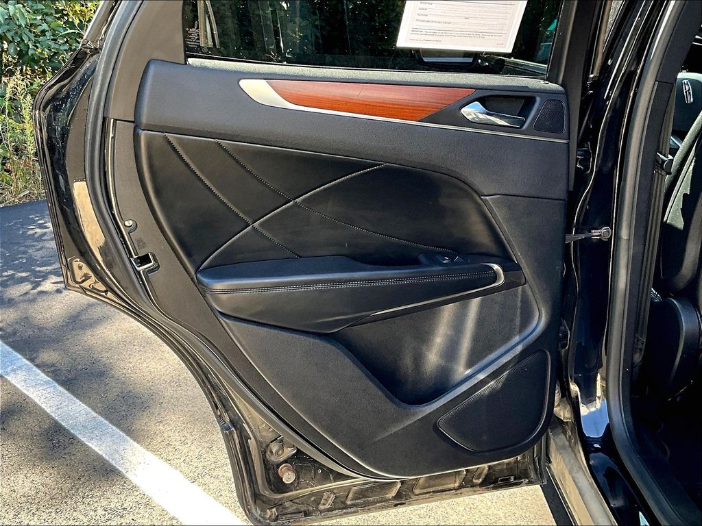 2017 Lincoln MKC Select photo 15