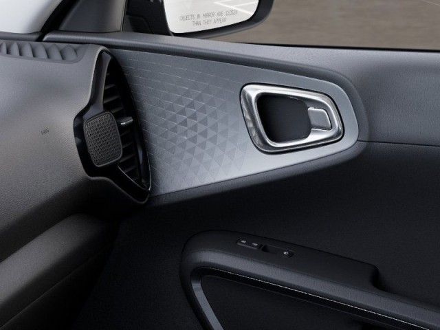 New 2025 Fusion Black Kia LX image 25