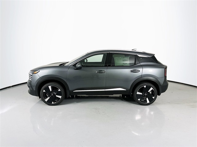 2025 Nissan Kicks SR photo 4