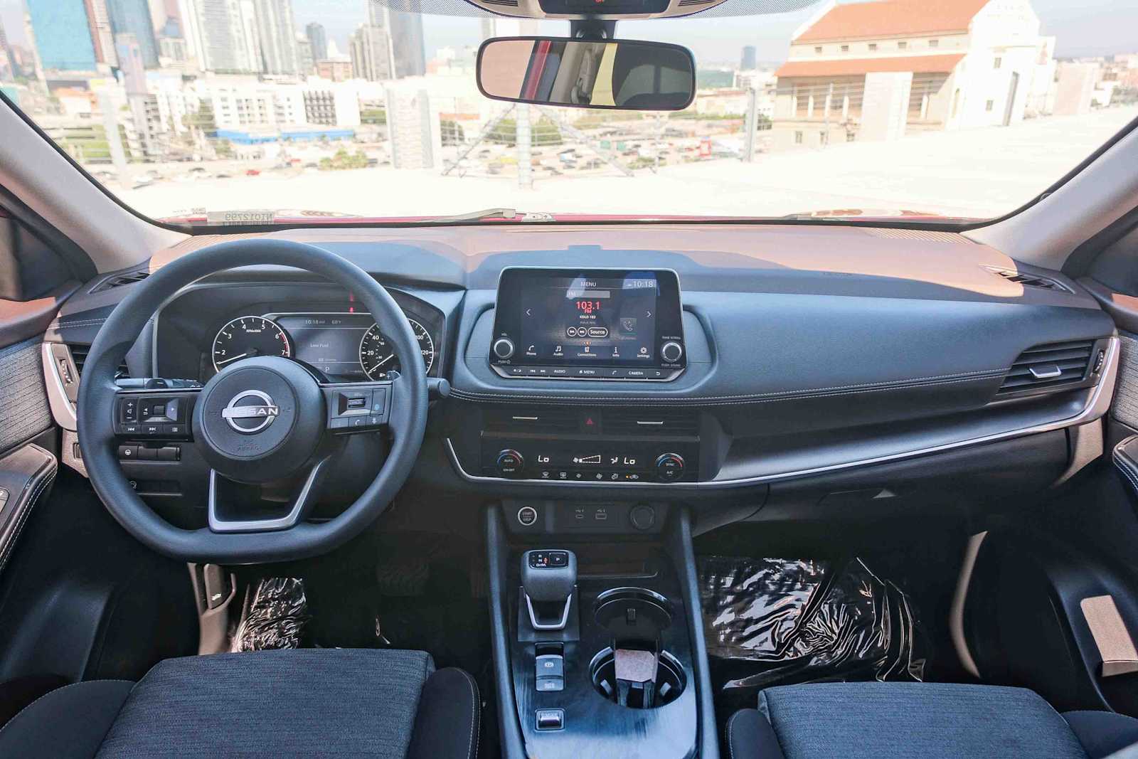 2023 Nissan Rogue SV photo 13