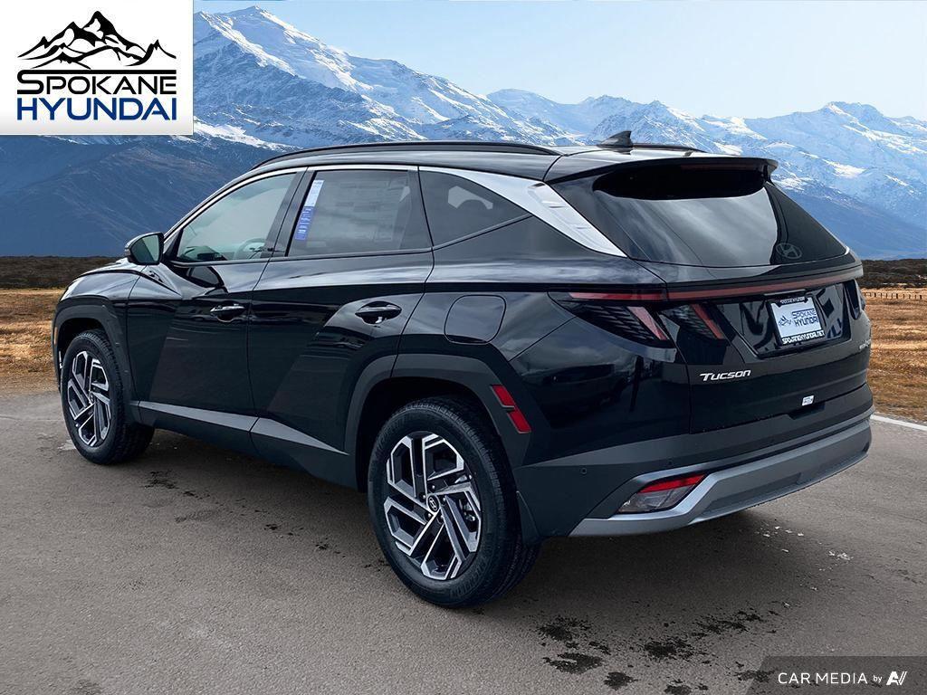 2025 Hyundai Tucson Hybrid Limited Sport photo 3