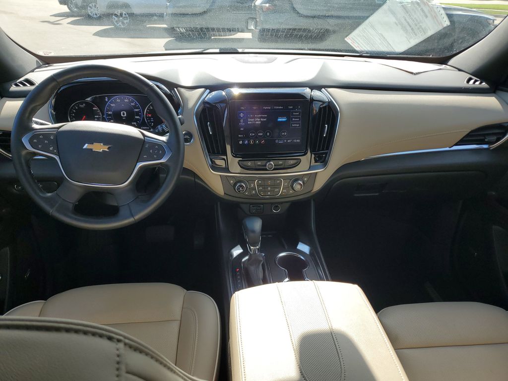 2023 Chevrolet Traverse Premier photo 10