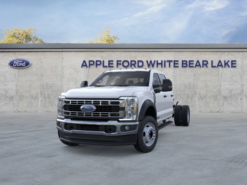 2026 Ford F-550 photo 2