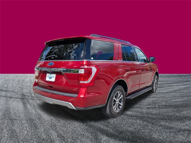 2019 Ford Expedition XLT photo 4