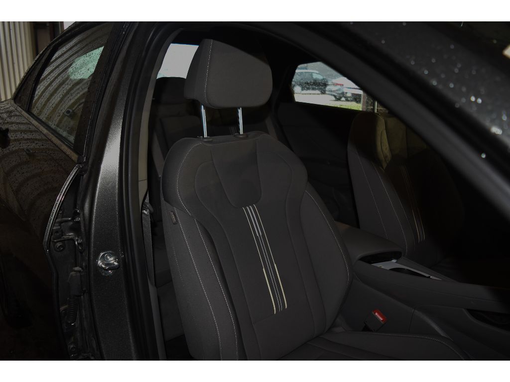 2024 Hyundai Elantra SEL Convenience photo 21