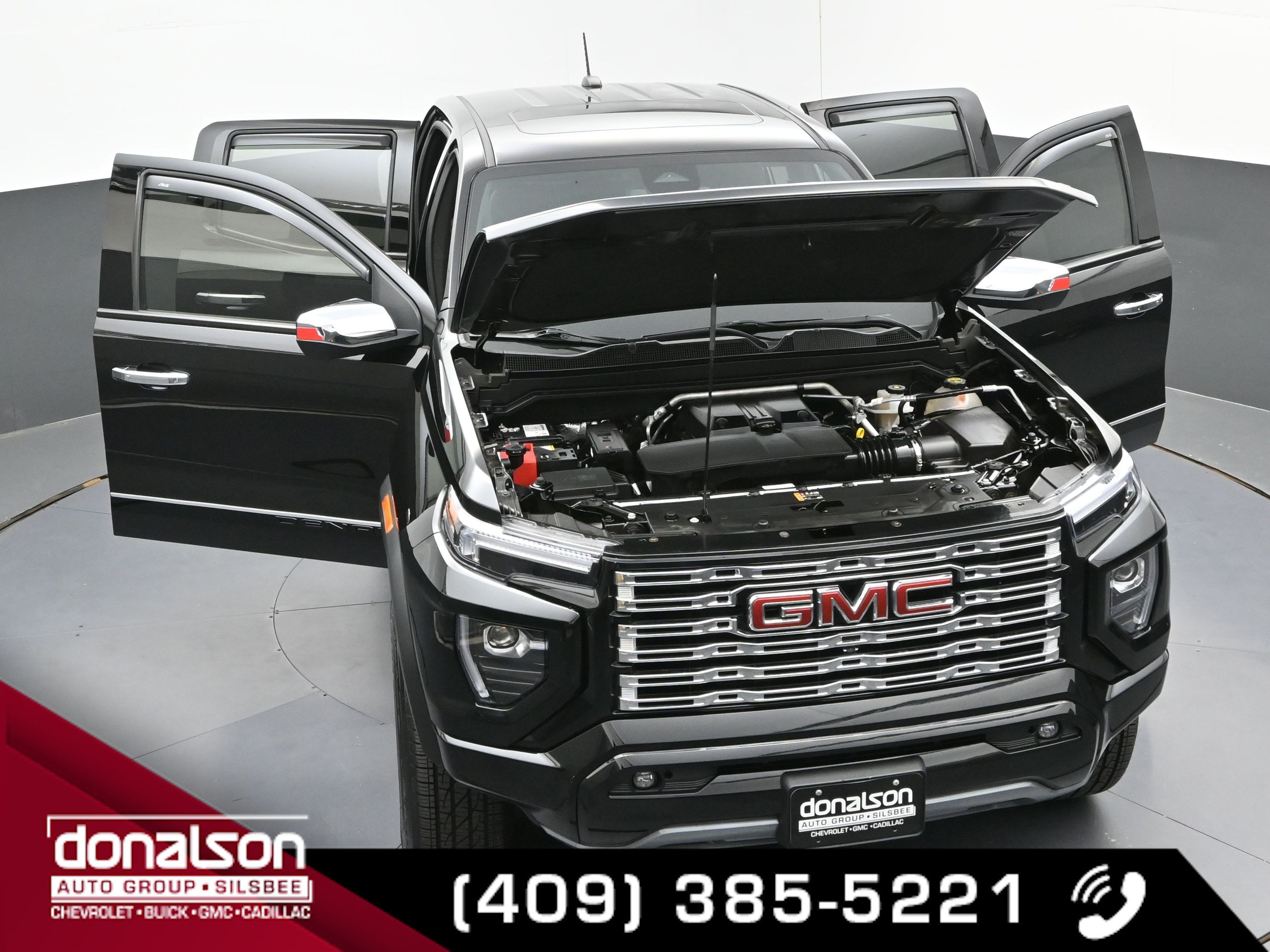2024 Gmc Canyon Denali photo 23